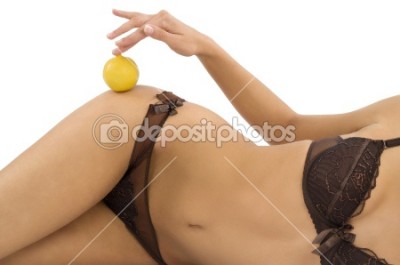 dep_4703124-Body-close-up-with-lemon.jpg