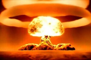 intro_bomba-nuclear