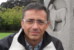 Entrevista a Óscar Cagigas